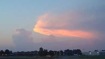 Storm Cloud - Noticed this cloud formation while headed home from work. This was taken on May 25, 2006 looking NNE from Springdale, AR